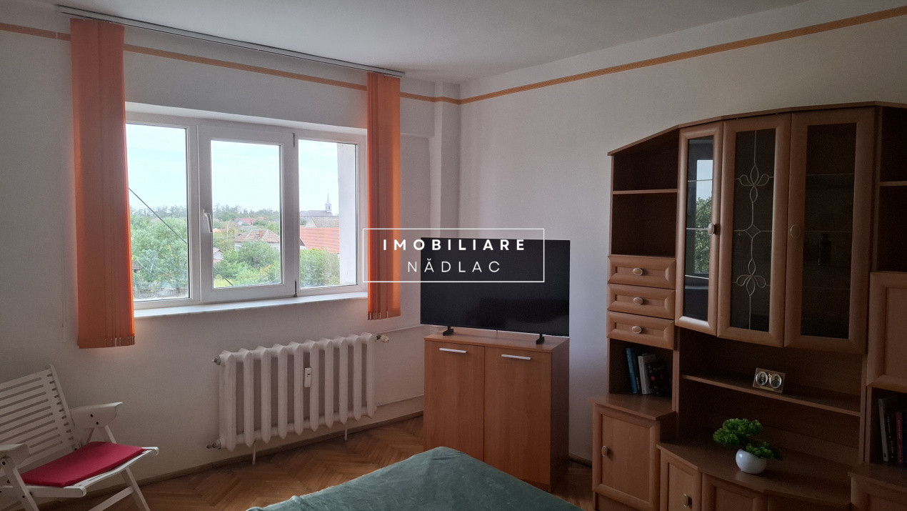 Apartament 3 camere in bloc Digi Nadlac