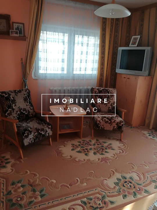 Apartament 4 camere decomandate etaj 3 bloc Digi Nadlac