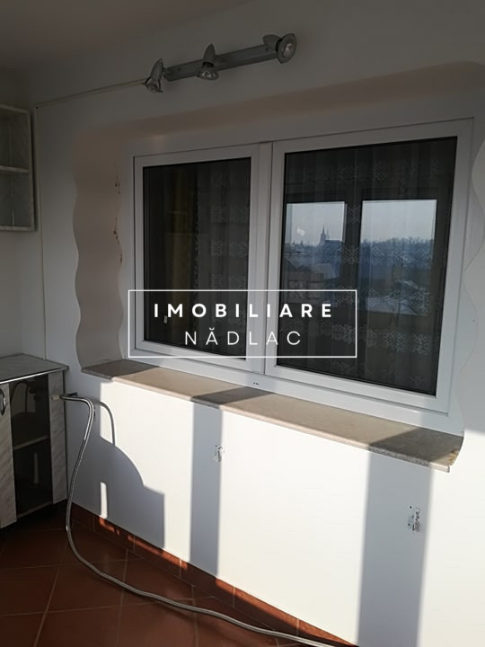 Apartament 4 camere decomandate etaj 3 bloc Digi Nadlac