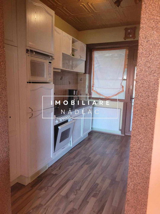 ViLA de LUX  cu un DESIGN deosebit in centrul orasului Nadlac