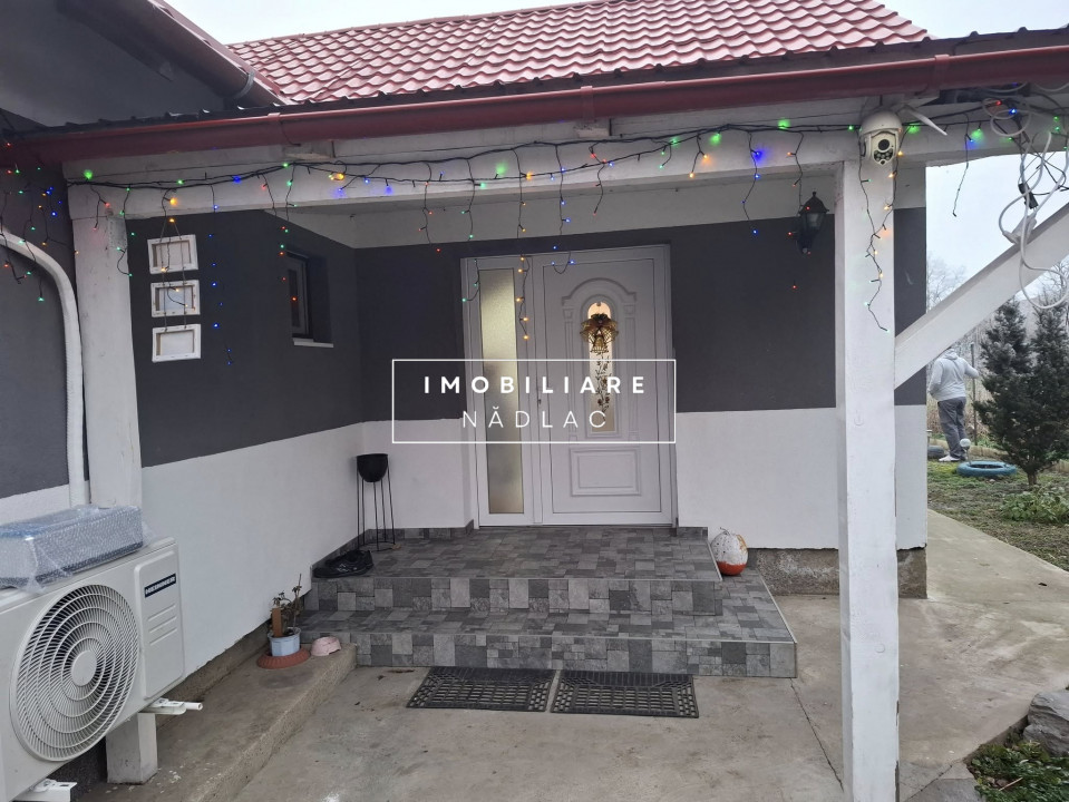 Casa NOUA 4 camere in Nadlac
