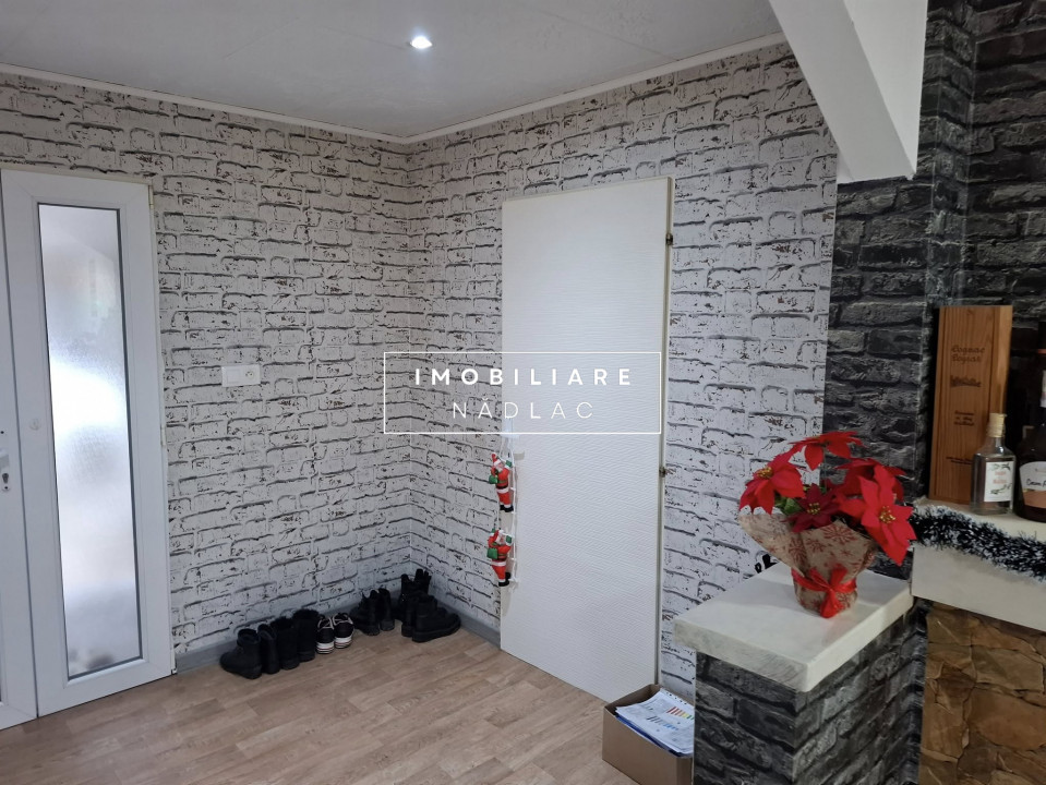 Casa NOUA 4 camere in Nadlac
