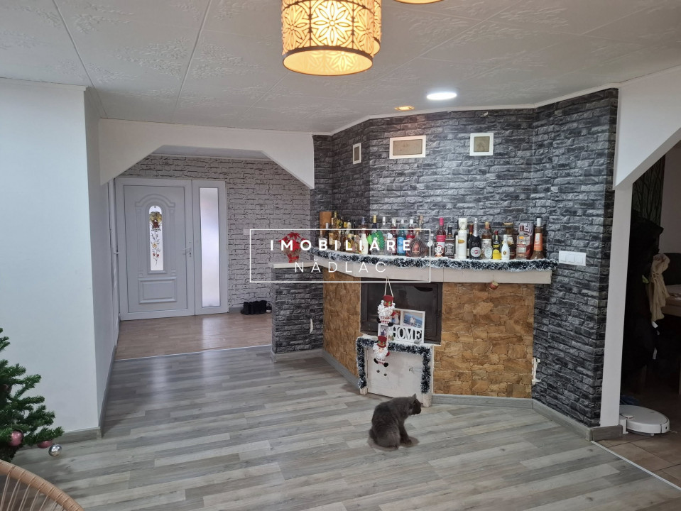 Casa NOUA 4 camere in Nadlac