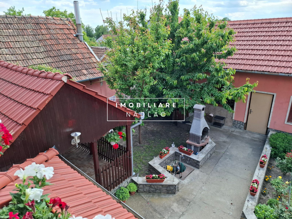 Vila 6 camere P+M in Nadlac