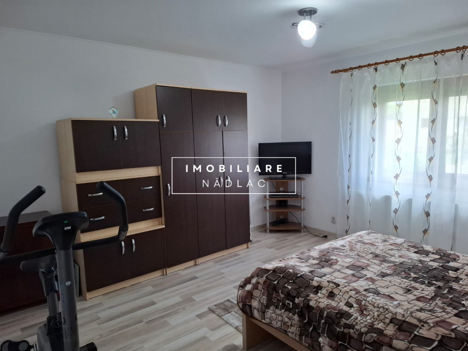 Vila 6 camere P+M in Nadlac