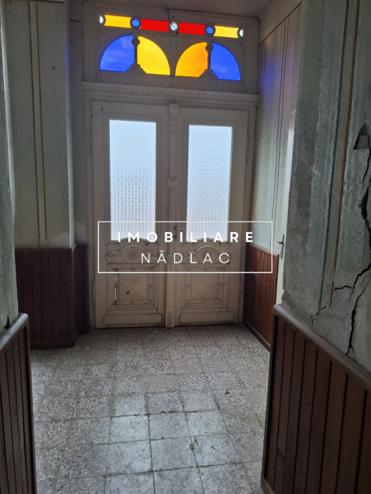 Casa din caramida pentru renovat  3 camere in Nadlac