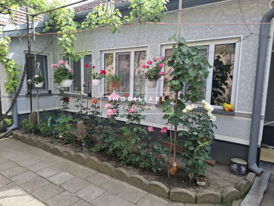 Casa renovata 4 camere in Nadlac