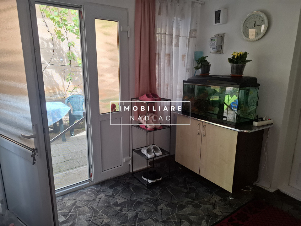 Casa renovata 4 camere in Nadlac