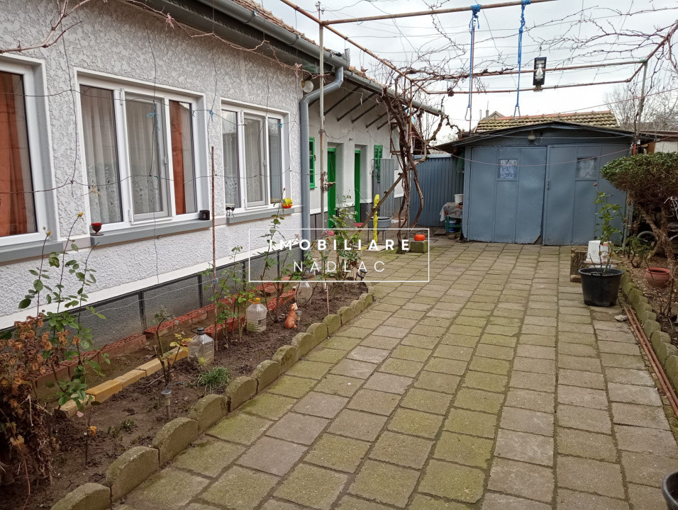 Casa renovata 4 camere in Nadlac