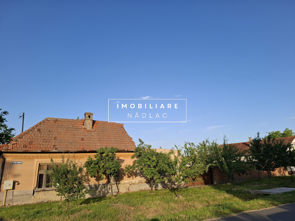 Casa pentru demolare/renovare in Nadlac cu teren 616mp