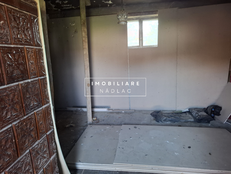 Casa pentru demolare/renovare in Nadlac cu teren 616mp