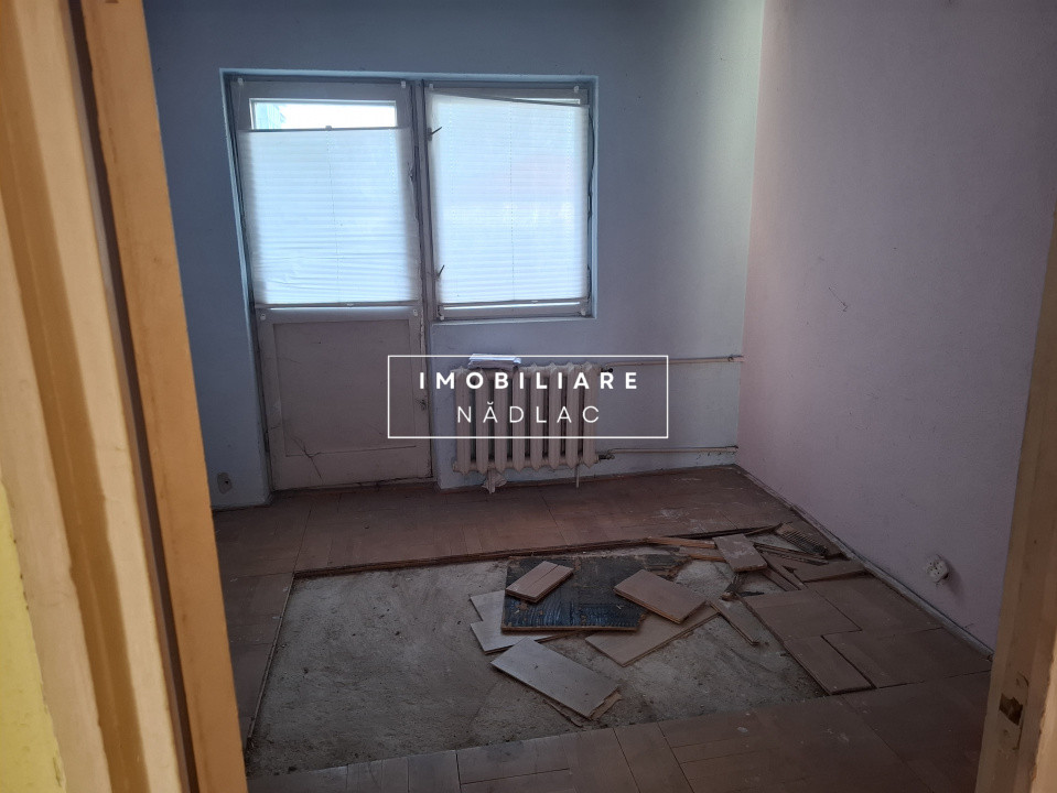Apartament 4 camere cu vedere pe două parti etaj 1 in Nadlac