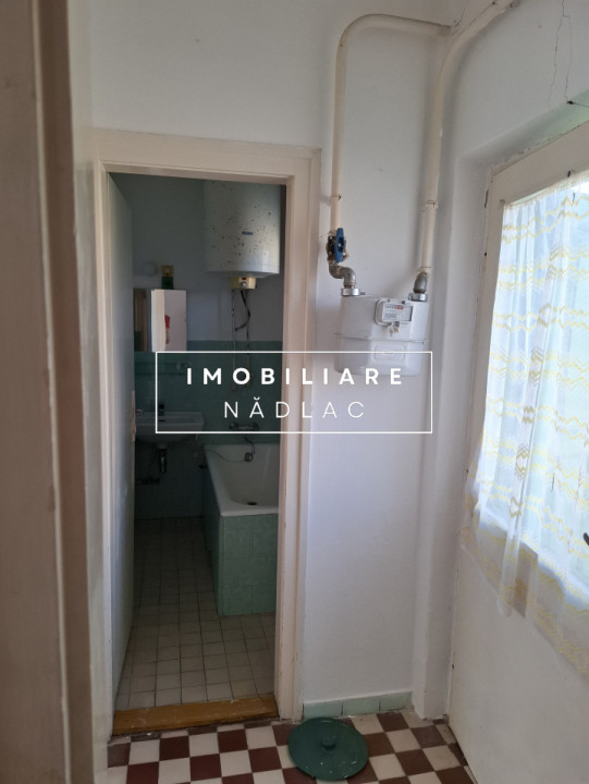 Casa 2 camere + anexe in Ungaria Nadlacul Nou 500m de granita cu Romania