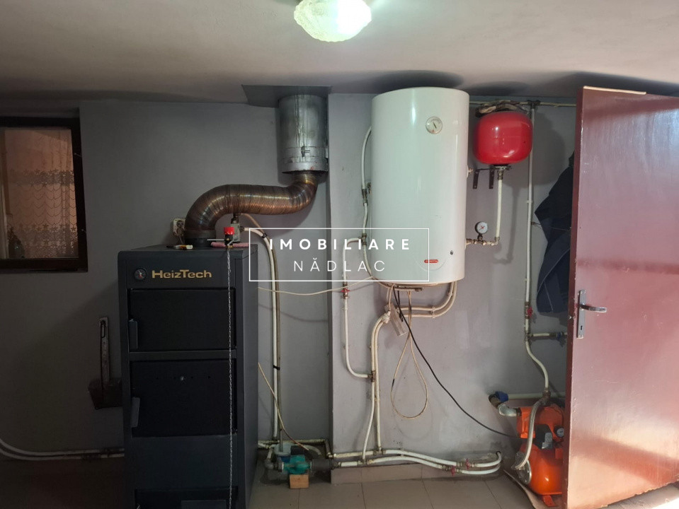 Casa amenajata in Nadlac pe strada Dr. Martin Luther (strada larga)