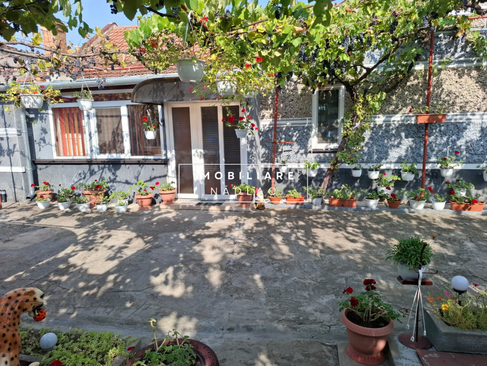 Casa amenajata in Nadlac pe strada Dr. Martin Luther (strada larga)