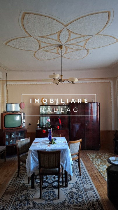 Casa mare 3 camere și teren 3600mp în Nădlac la 475m de centura spre autostradă