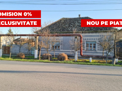 Casa mare 3 camere și teren 3600mp în Nădlac la 475m de centura spre autostradă