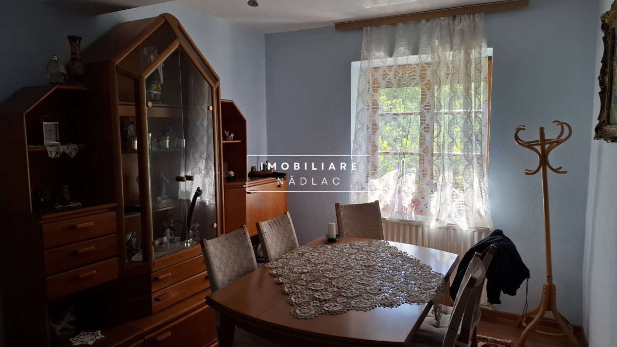 Casa 4 camere renovata in Nadlac