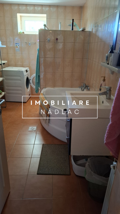 Casa 4 camere renovata in Nadlac