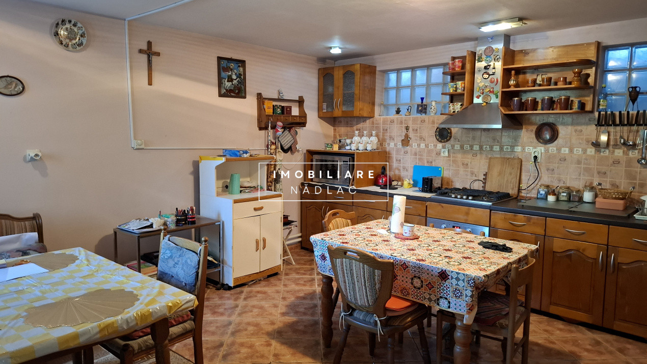 Casa 4 camere renovata in Nadlac
