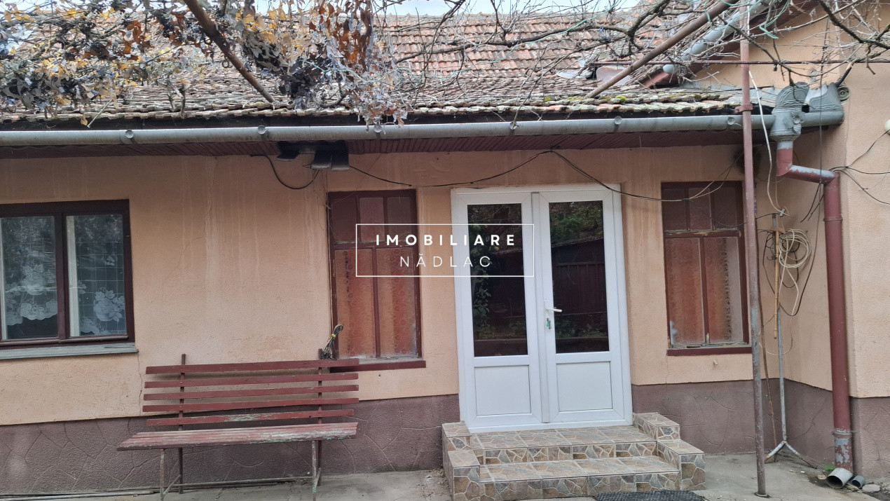 Casa cu 3 camere in Nadlac