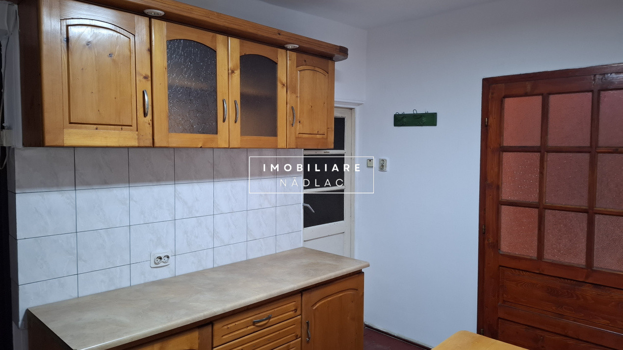 Casa cu 3 camere in Nadlac