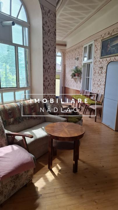 Proprietate rară în Nădlac – Casa ultracentral 7 camere