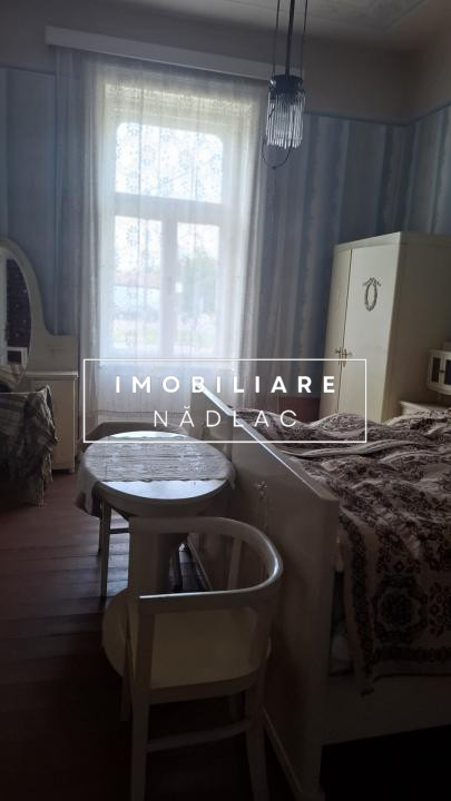 Proprietate rară în Nădlac – Casa ultracentral 7 camere