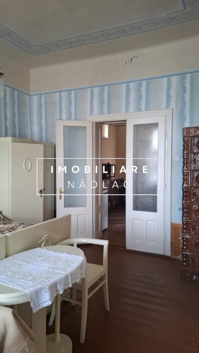 Proprietate rară în Nădlac – Casa ultracentral 7 camere