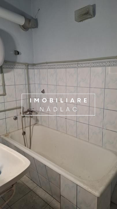 Proprietate rară în Nădlac – Casa ultracentral 7 camere