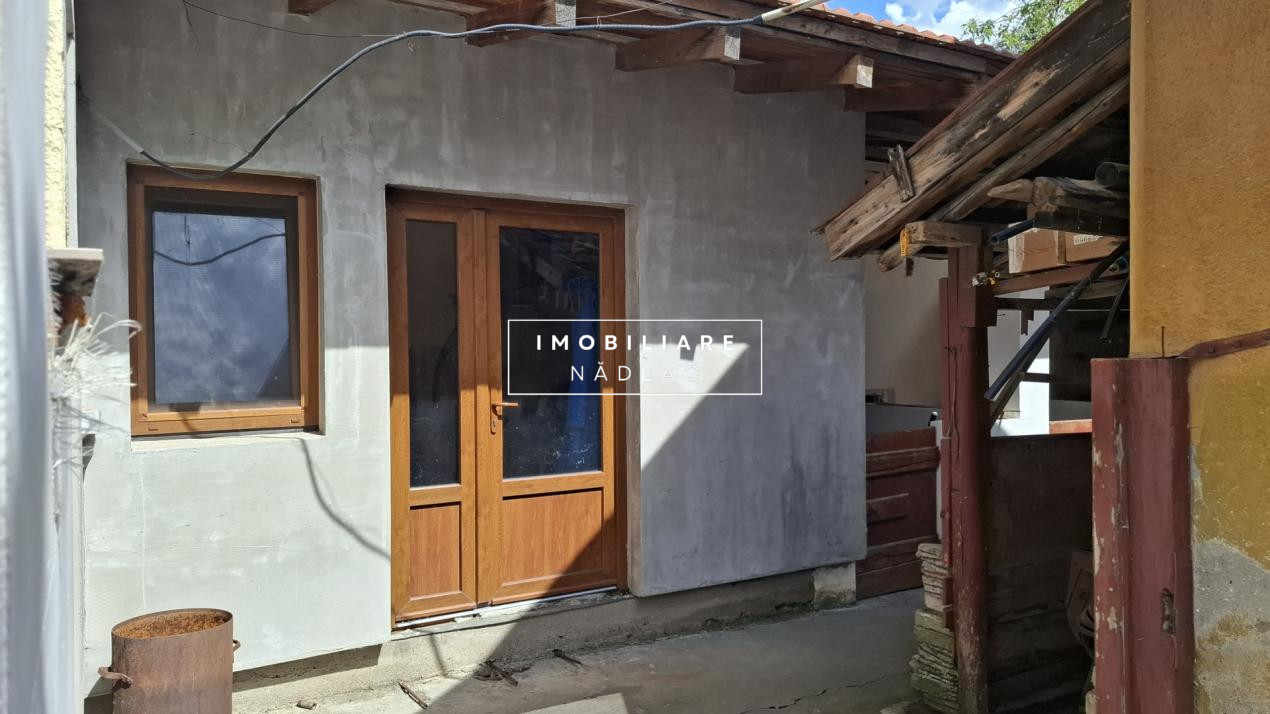 Proprietate rară în Nădlac – Casa ultracentral 7 camere