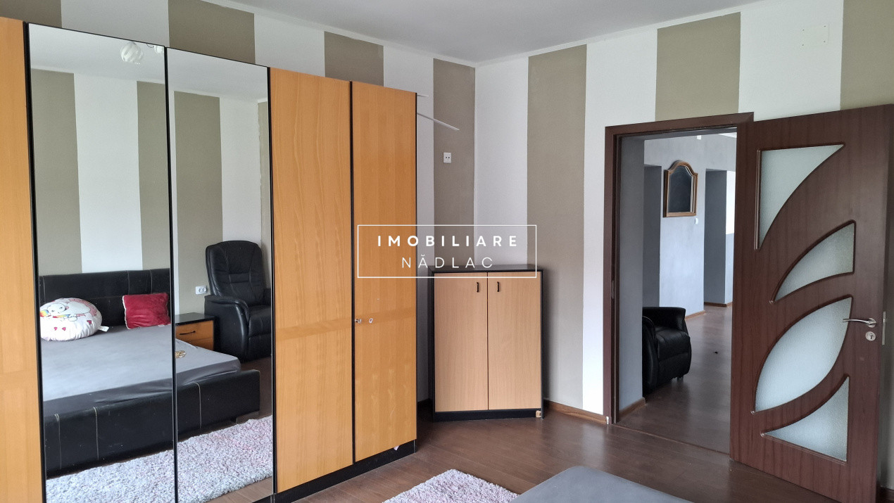 Casa 3 camere  recent renovata in Nadlac