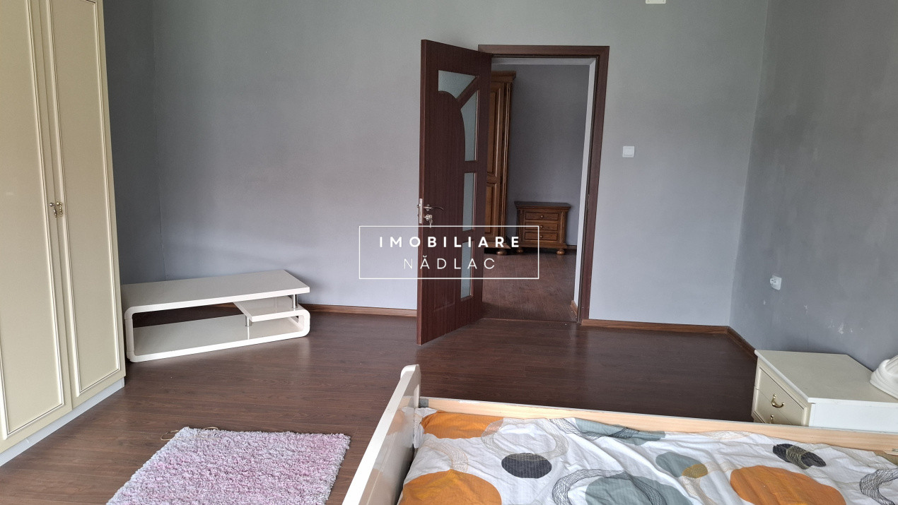 Casa 3 camere  recent renovata in Nadlac