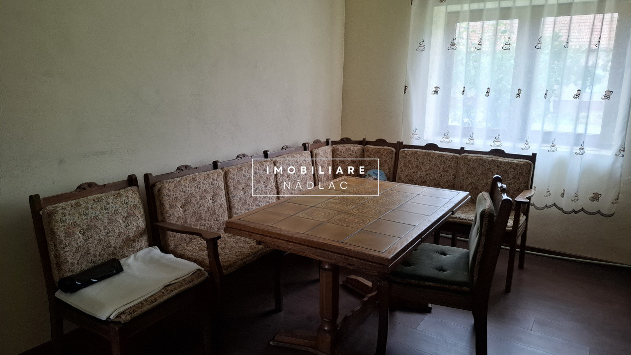 Casa 3 camere  recent renovata in Nadlac
