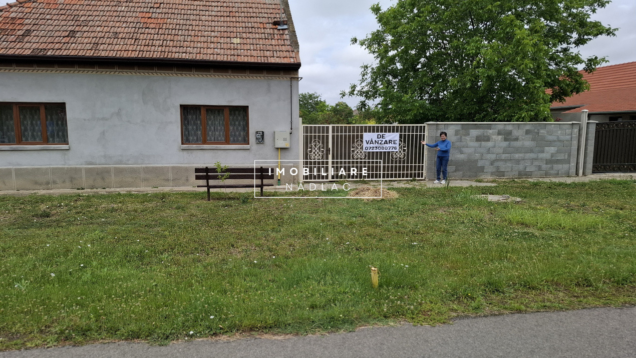 Casa 3 camere  recent renovata in Nadlac