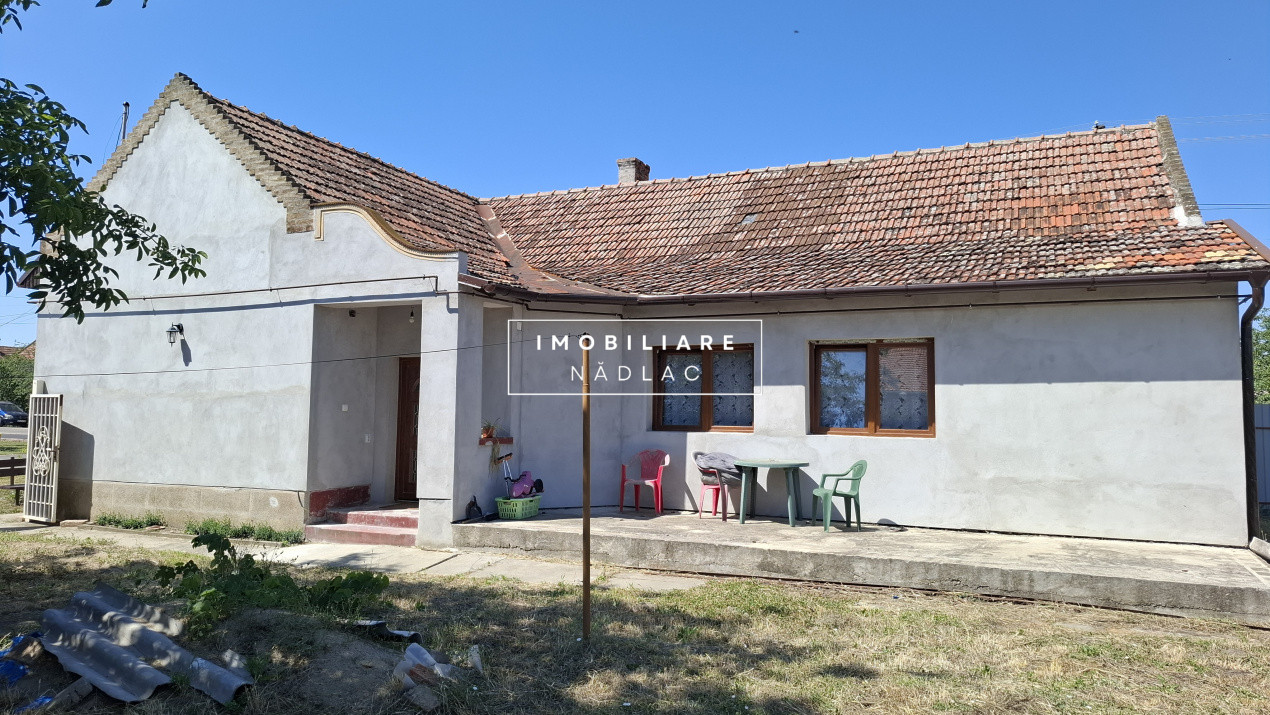 Casa 3 camere  recent renovata in Nadlac