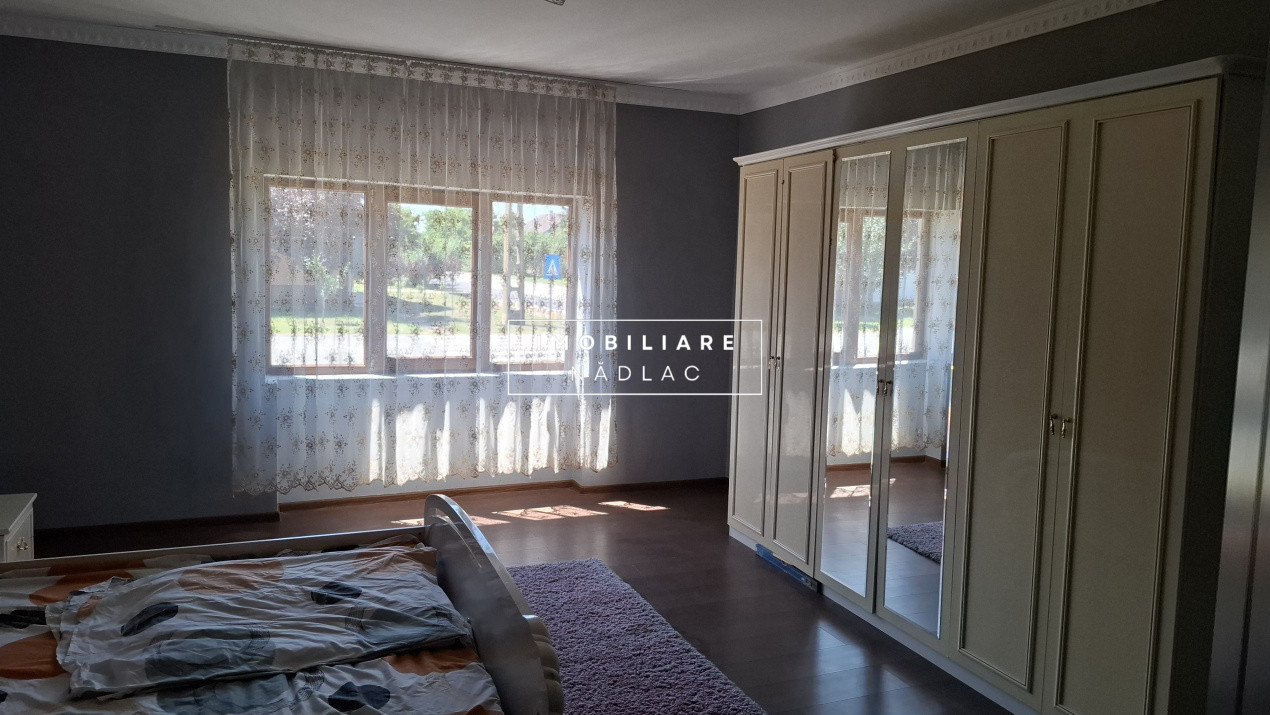 Casa 3 camere  recent renovata in Nadlac