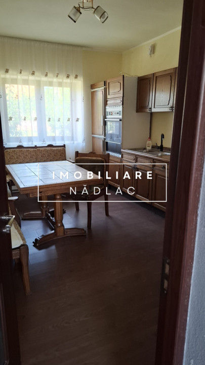 Casa 3 camere  recent renovata in Nadlac