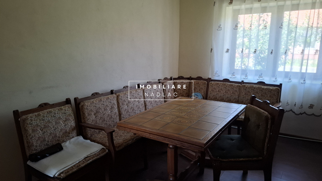 Casa 3 camere  recent renovata in Nadlac