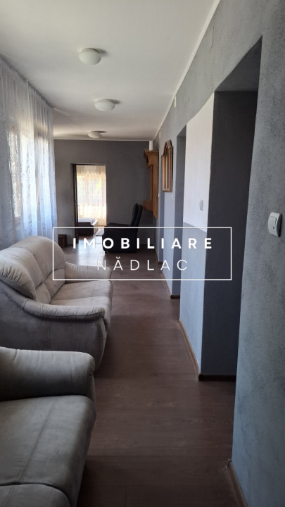 Casa 3 camere  recent renovata in Nadlac
