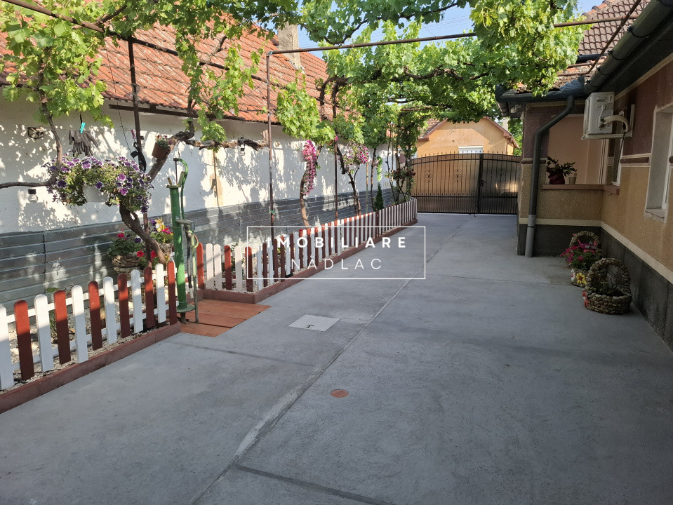 Casa 3 camere in Nadlac renovata recent