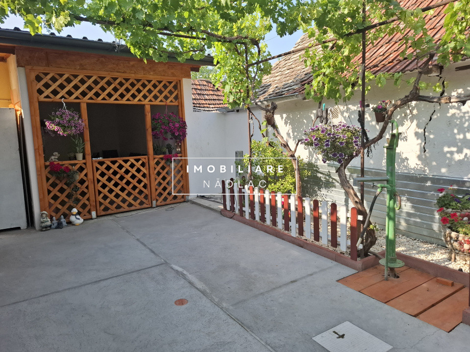 Casa 3 camere in Nadlac renovata recent