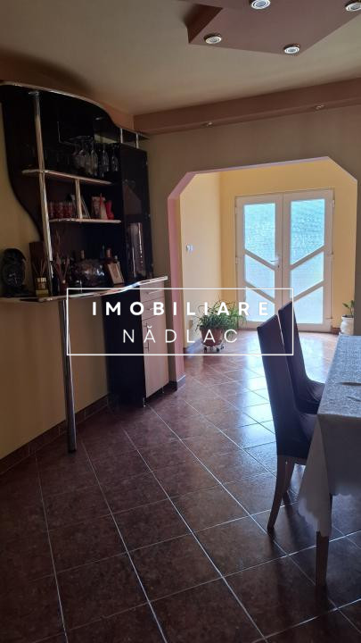 Casa moderna 2 camere + living in Nadlac