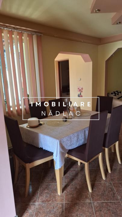 Casa moderna 2 camere + living in Nadlac
