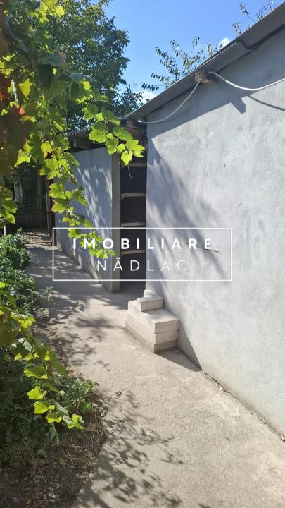 Casa moderna 2 camere + living in Nadlac