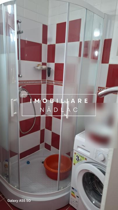 Apartament renovat 2 camere in Peregu Mare