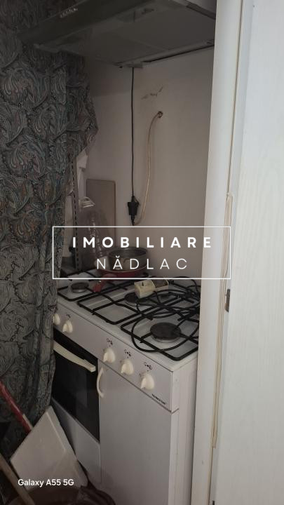 Apartament renovat 2 camere in Peregu Mare