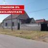 Casa pe colt, poziție exce langa Politia Nadlac,  M. Eminescu colt cu V. Lucaciu
